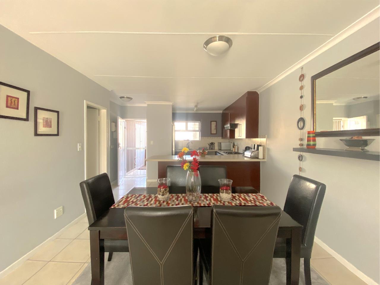 Property photograph 5